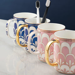 Feather Pattern Gilt Ceramic Bathroom Set