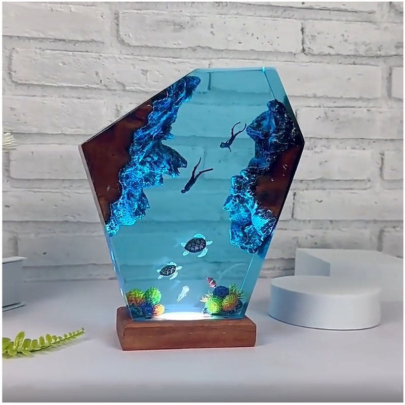 Cave Whale Diver Desktop Ornaments